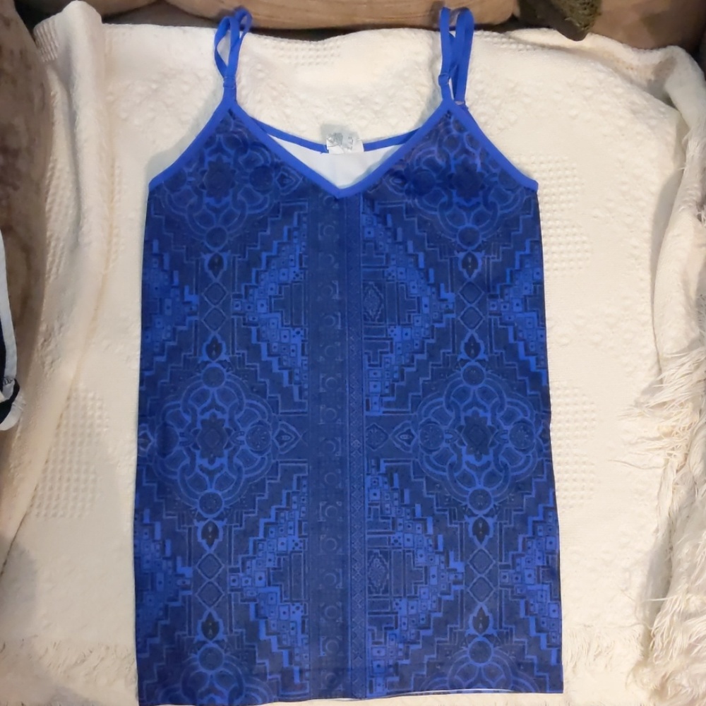 Energies women's workout top nwot